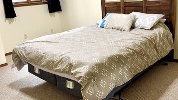 4 Schlafzimmer, Bügeleisen/Bügelbrett, Reisekinderbett, kostenloses WLAN