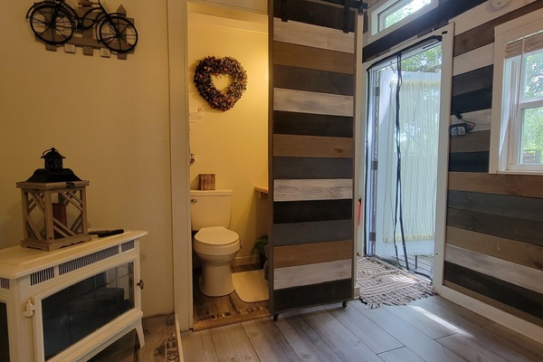 Shower, towels, soap, shampoo