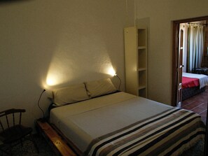 3 slaapkamers, een strijkplank/strijkijzer