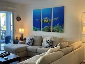 Smart-TV, DVD-Player, Bücher