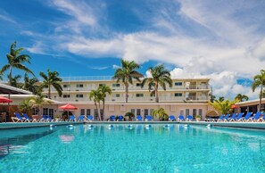 Piscine extérieure, piscine chauffée