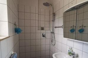 Dusch och handdukar