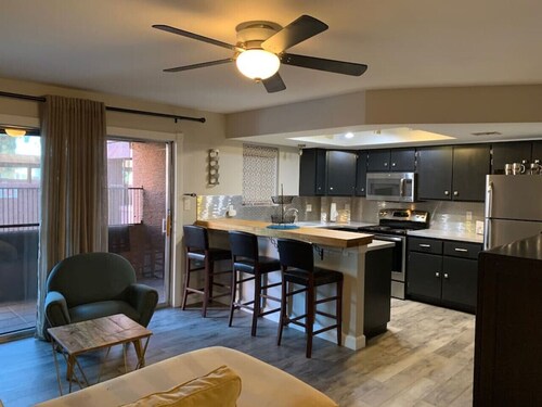 ONE BLOCK walking distance from ASU!
