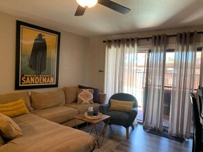 صورة غير مصنفة، 4 من 31، زرّ