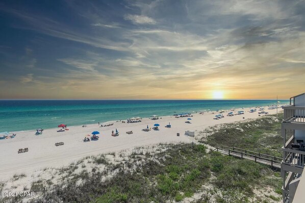Am Strand, Liegestühle
