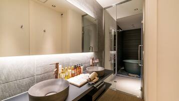 Free toiletries, hair dryer, towels