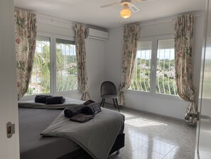 3 Schlafzimmer, Bügeleisen/Bügelbrett, kostenloses WLAN, Bettwäsche