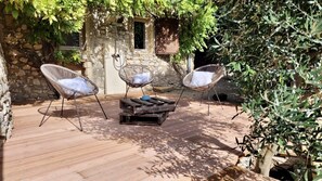 Terrace/patio - Au Mûrier Blanc (Collias)