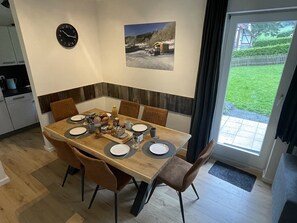 Dining - Your own home in the Sauerland, relax if you can! (Willingen (Upland))