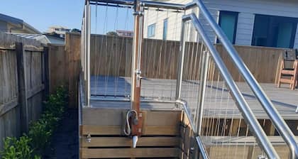 Bubbles on Moet - Waihi Beach Holiday Home
