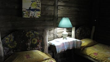 5 bedrooms, WiFi, bed sheets