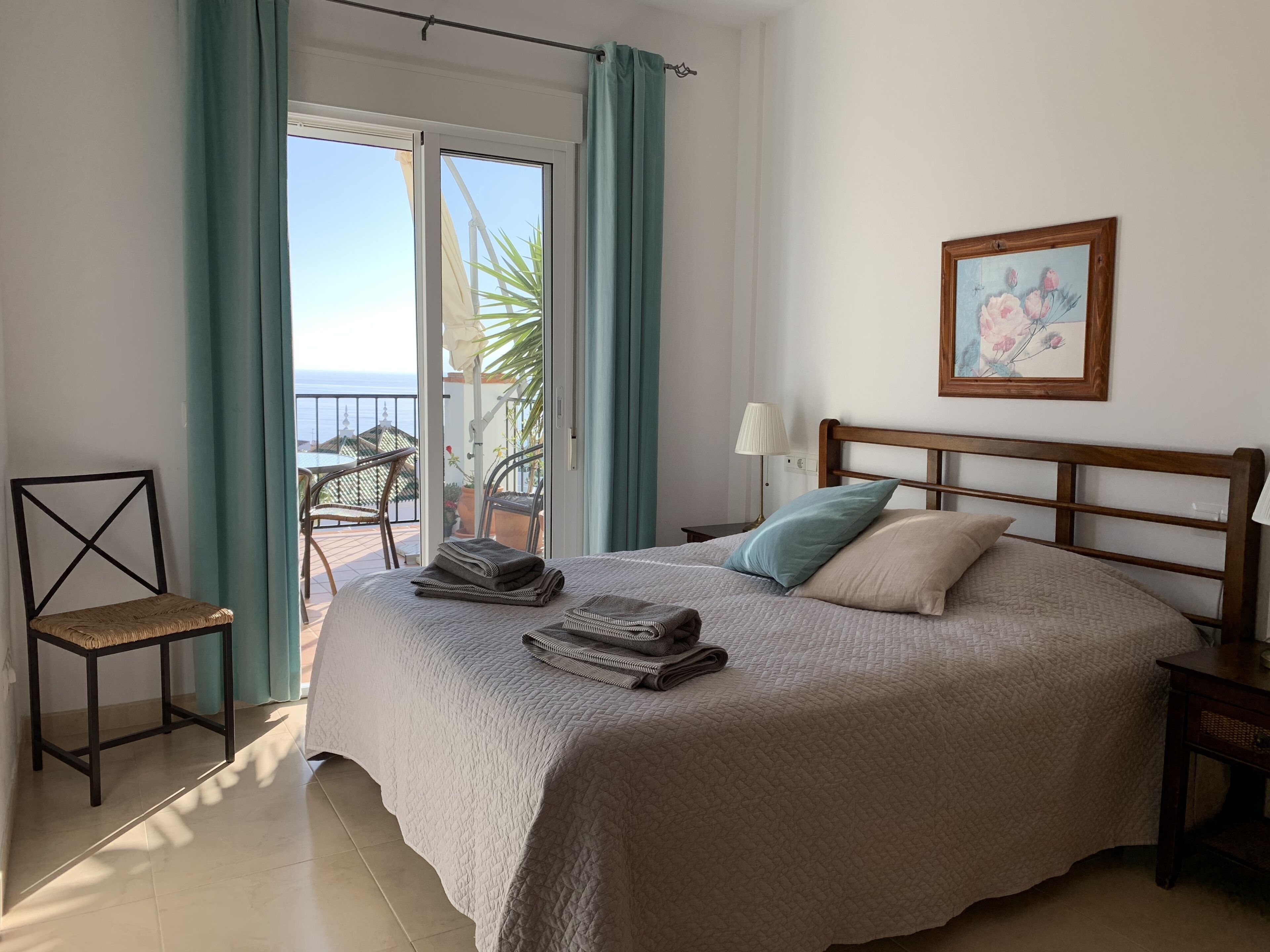 2 chambres, fer et planche à repasser, Wi-Fi gratuit, draps fournis