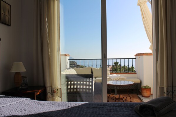 2 chambres, fer et planche Ă repasser, Wi-Fi gratuit, draps fournis