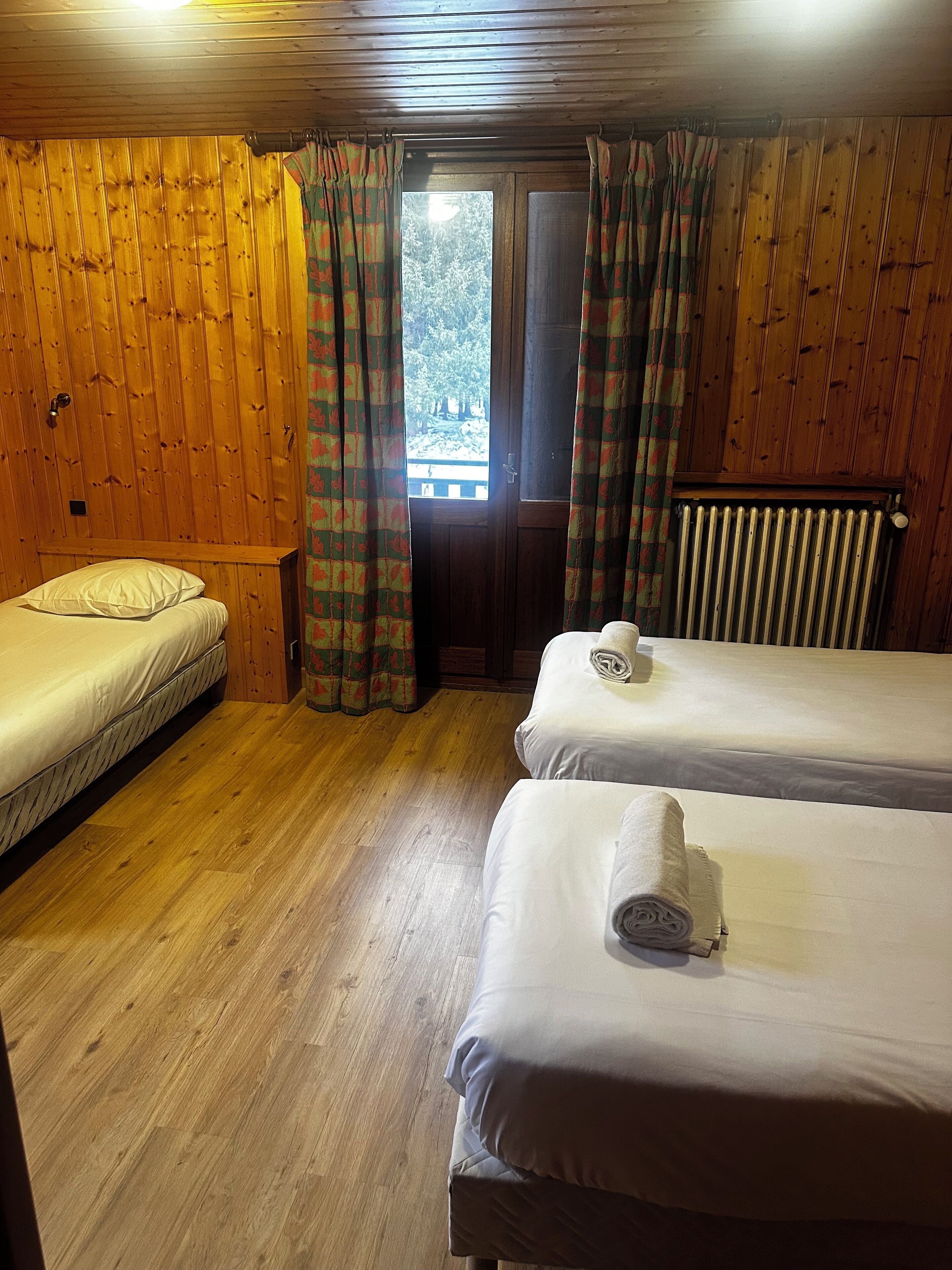 Superior-Dreibettzimmer | Zimmersafe, individuell dekoriert, individuell eingerichtet