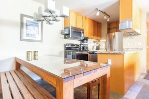 Fridge, microwave, oven, stovetop - Located near the Village and can sleep a crowd! Year round hot tub near condo (Mammoth Lakes)