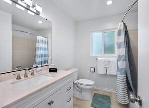 Bathroom - San Rafael (Palm Springs)