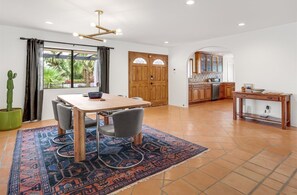 Casa (Cardillo 2) | Cozinha privada | Geladeira, micro-ondas, lava-louças, cafeteira/chaleira