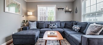 Relaxing Getaway - Steps Away From The Beach