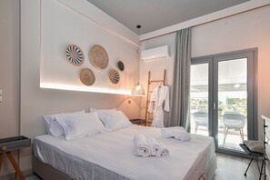 2 bedrooms, iron/ironing board, free WiFi, bed sheets - Discover Athens from an Upscale flat in Koukaki! (Αθήνα)