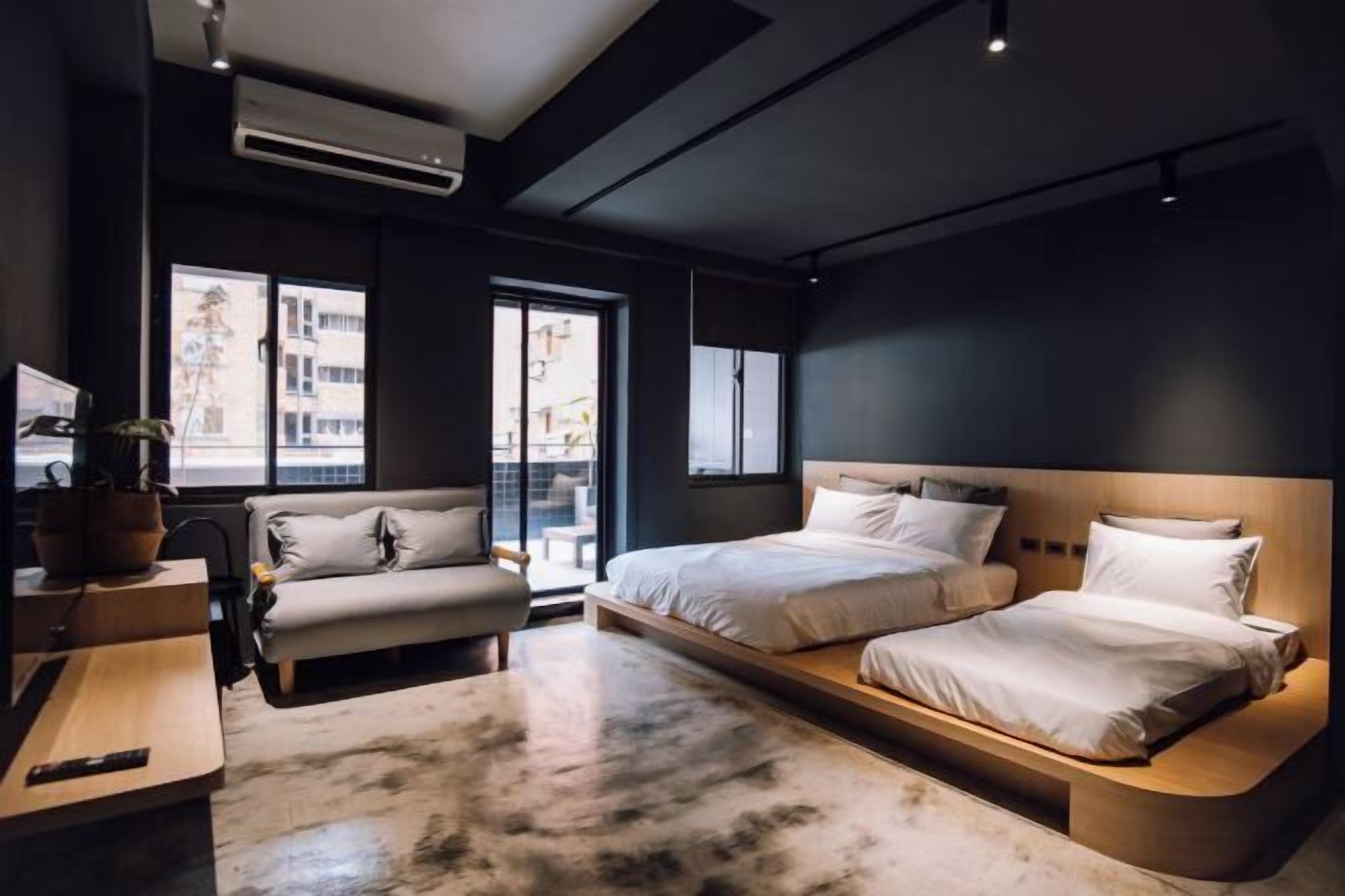 遮光布/窗簾、免費無線上網、床單