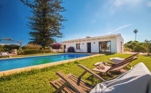 Outdoor pool - Beautiful Mediterranean style villa with private pool 4 pax (Dénia)