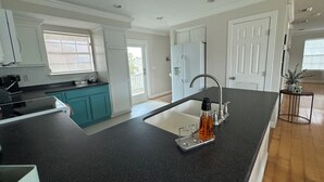 Unclassified image, 5 of 24, button - Amazing 5BR  Entire house, private heated pool & Hot Tub 3 min walk to beach. (South Padre Island)
