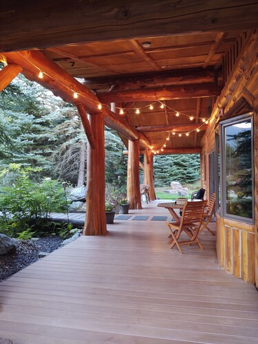 Cabin Oasis, Glacier in 20, Swimming, Mountain Views 