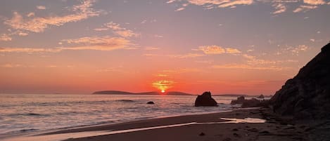 靠近海滩