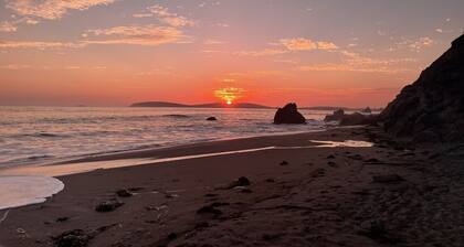 3bd2.5ba Ocean/Mountain View Single Level Spacious House sleeps 8