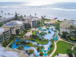 A heated pool -  Luxury Penthouse Condo at beachfront Waipouli Beach Resort. Parking included (Kapa'a)
