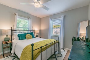 1 bedroom, desk, iron/ironing board, free WiFi