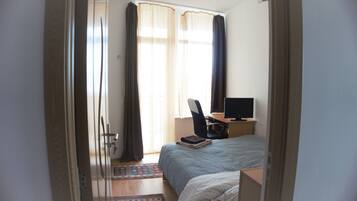 2 makuuhuonetta, ilmainen Wi-Fi, pääsy pyörätuolilla