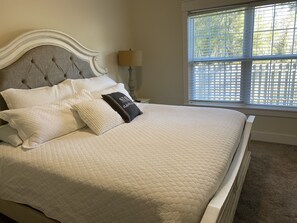 3 bedrooms, iron/ironing board, travel cot, free WiFi