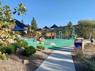 Canyon View Tranquil Oasis w/ Private Pool and Dreamy Sunsets, New Backyard