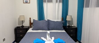 Entire Comfy apartment for your,  5 min SJO airport
