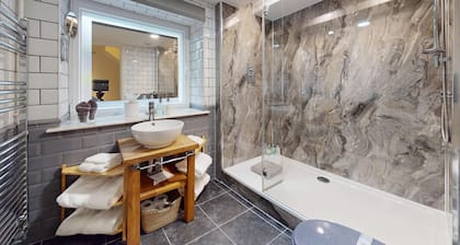 Beautiful Georgian Duplex