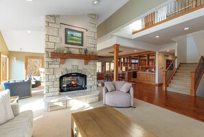 تلفزيون ذكي، مدفأة، تنس طاولة، كُتُب