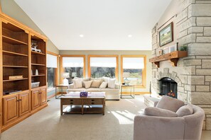Smart TV, fireplace, table tennis, books