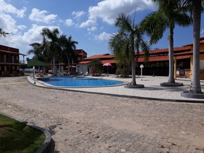 Piscina all'aperto