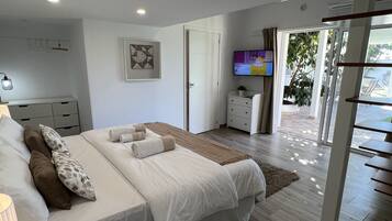 4 slaapkamers, een strijkplank/strijkijzer, gratis wifi, beddengoed