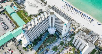 Beautiful Oceanfront Condo at Pelican Beach. Extraordinary Ocean View!