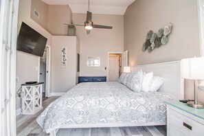 3 bedrooms, travel crib, free WiFi, bed sheets