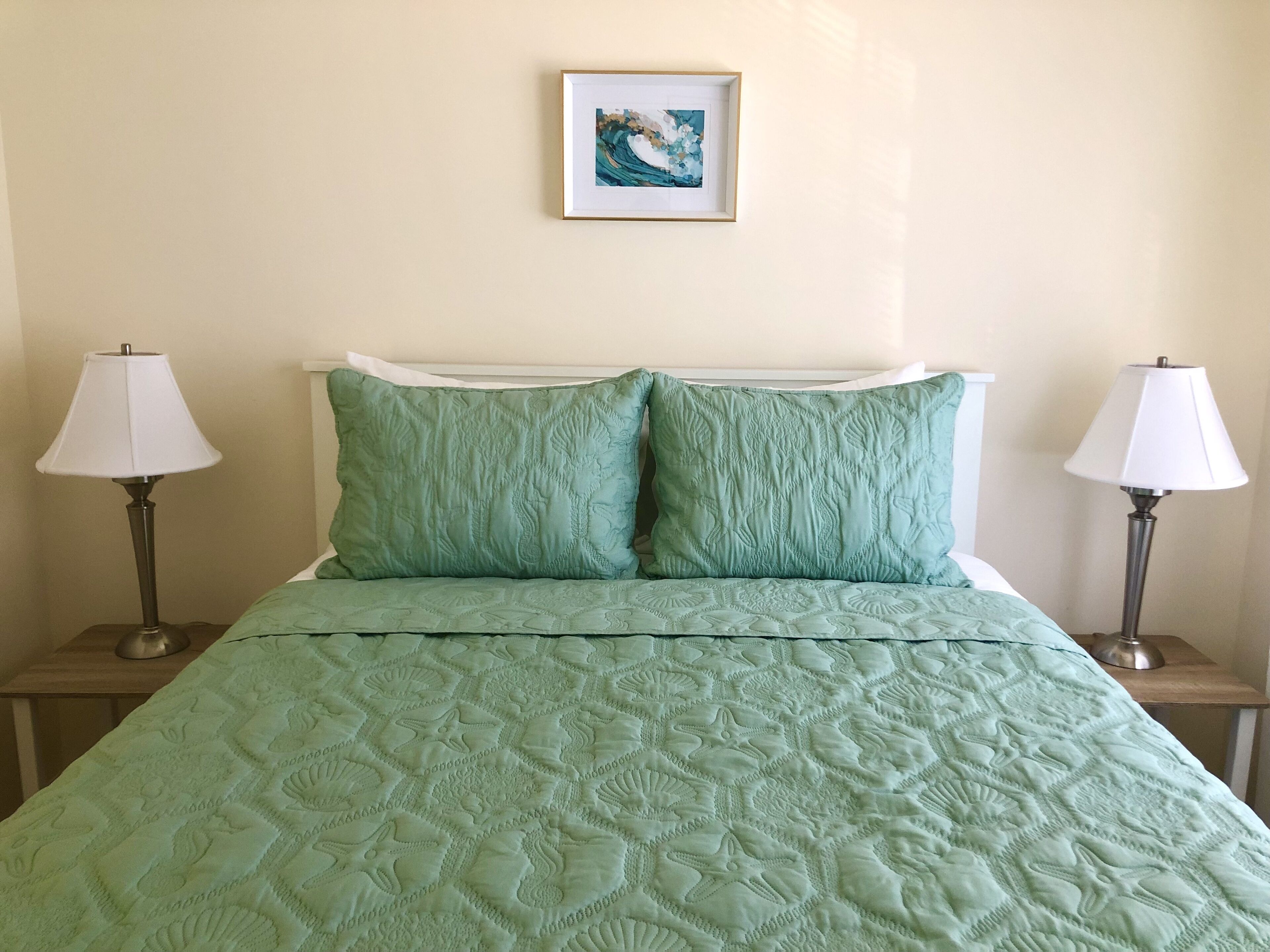 Another cozy Bedroom