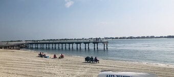 Serene Seaside Home just one block from the Water