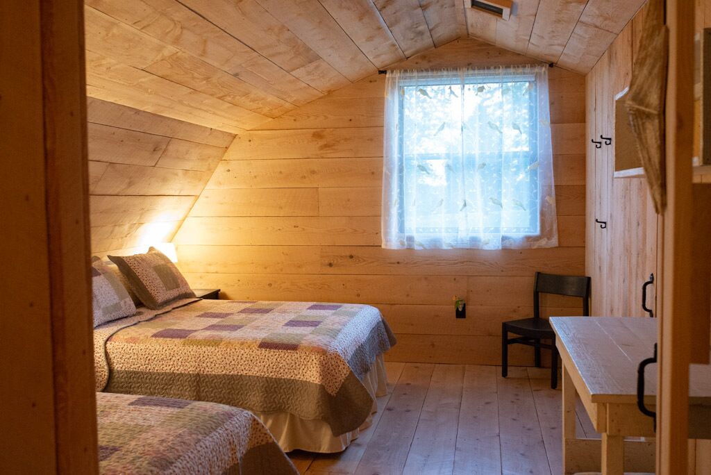 3 bedrooms, iron/ironing board, travel crib, free WiFi