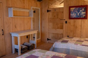 3 bedrooms, iron/ironing board, travel cot, free WiFi