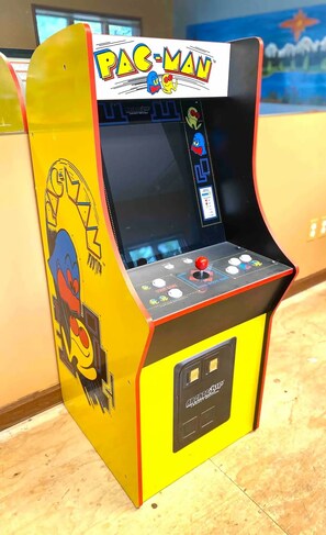 Children's area - Hot Tub, Game Room and Trails  /  Families & Pets! (Black Hawk)