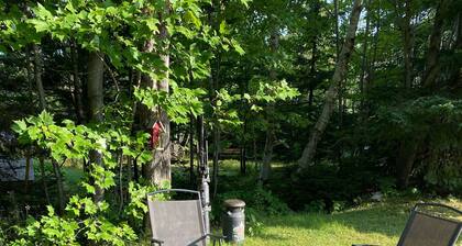 Enjoy the great Cottage in the heart of Cavendish near all famous attractions.