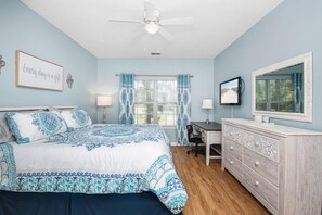 3 bedrooms, iron/ironing board, travel cot, WiFi - Legends Golf Resort Condo, 4 Beds, 2 Bath Pool access near Coastal Carolina Univ (Myrtle Beach)