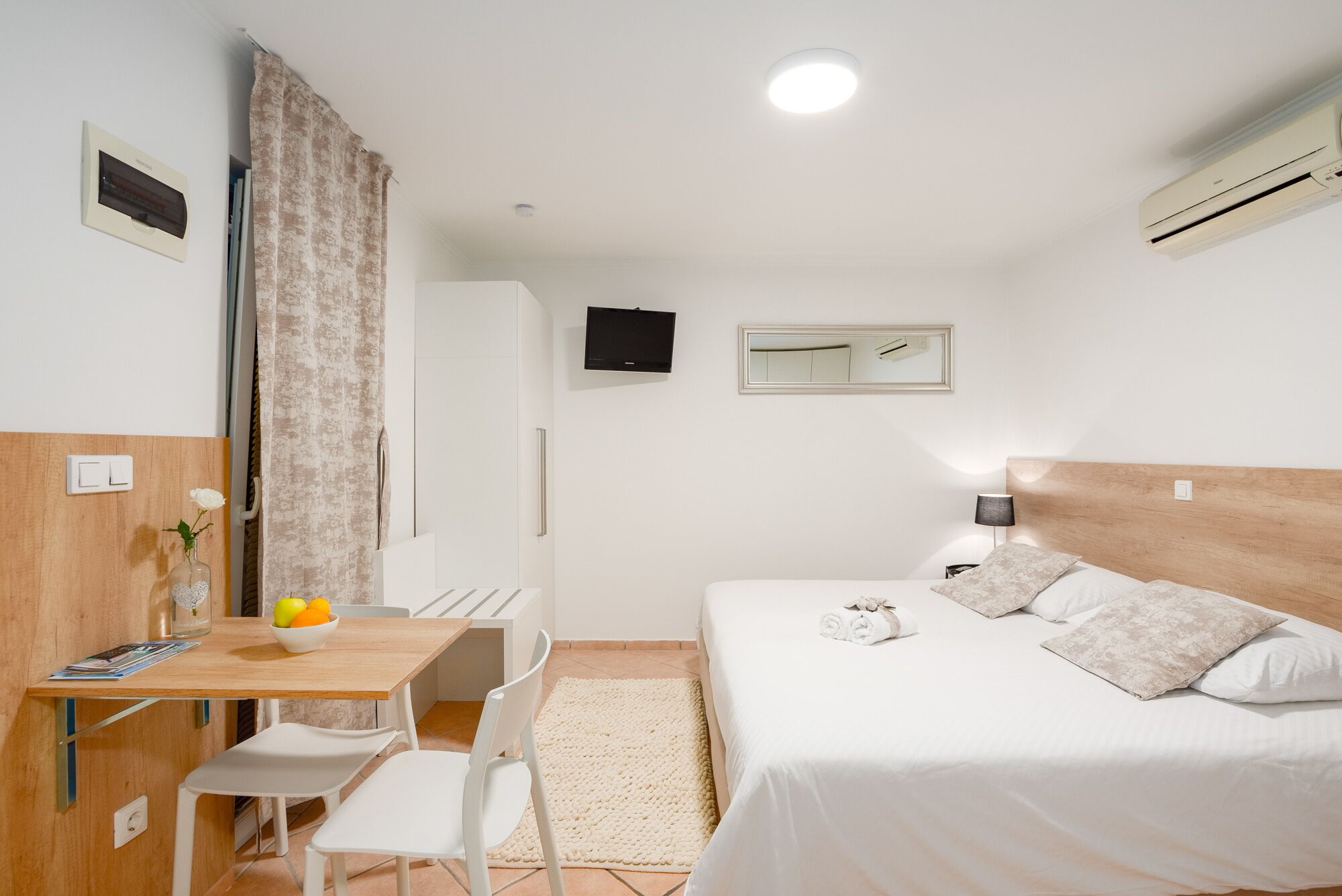 1 bedroom, soundproofing, free WiFi, bed sheets